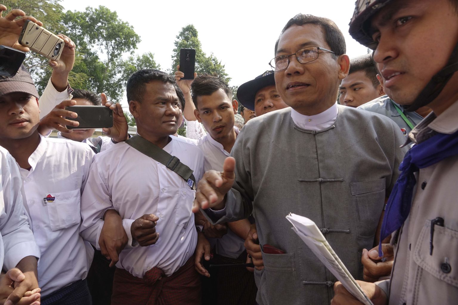 U Aye Maung and Wai Hin Aung charged of defaming the state